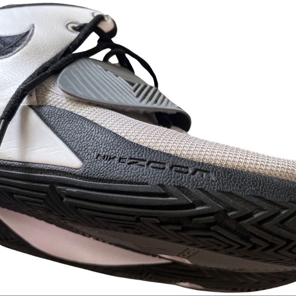 Nike Zoom Kyrie Flytrap III shoes JBY 11.23 sneakers white gray black - Picture 8 of 14